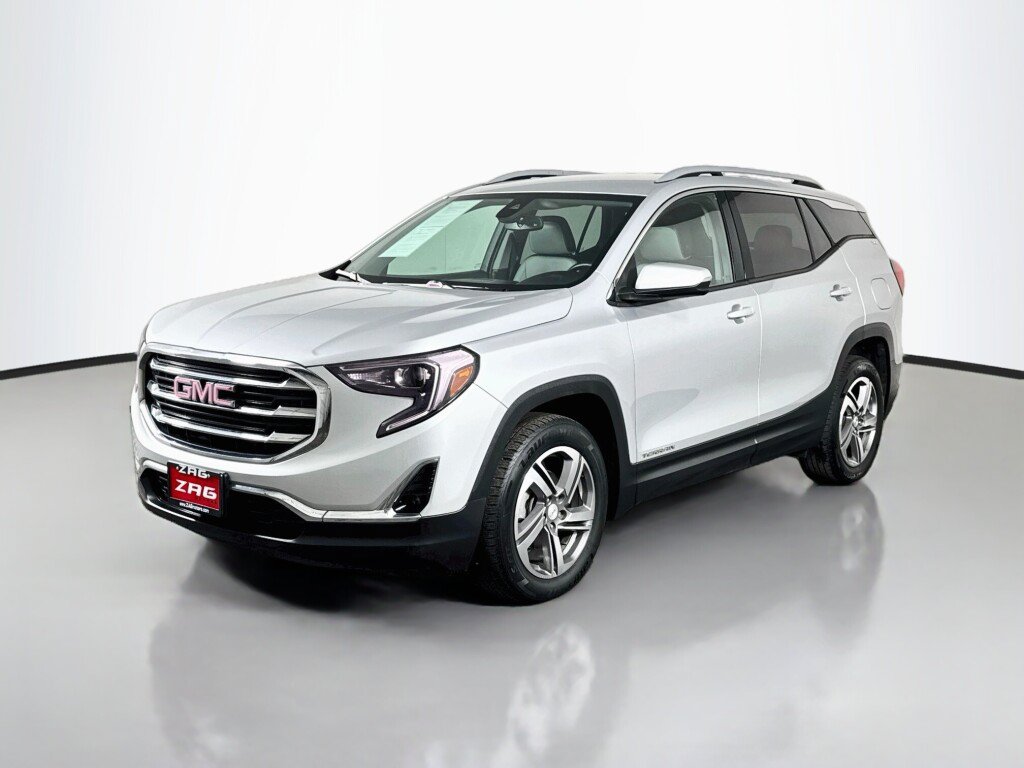 Used 2020 GMC Terrain SLT AWD/4WD image 1