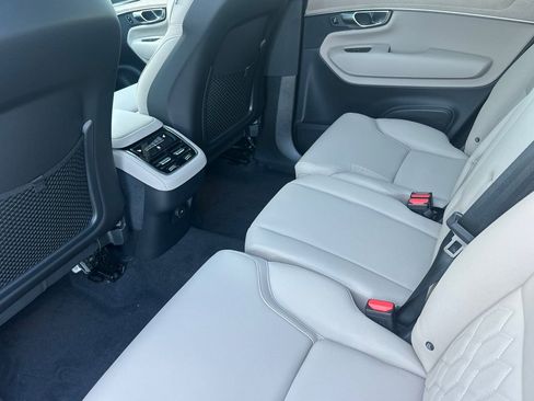 New 2026 Volvo XC90 B6 Core AWD/4WD image 12