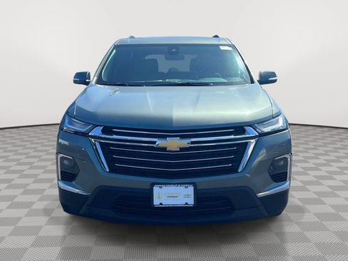Used 2023 Chevrolet Traverse LT AWD/4WD image 2