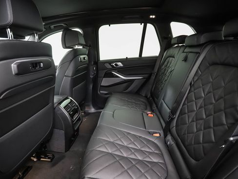 New 2026 BMW X5 xDrive50e image 22