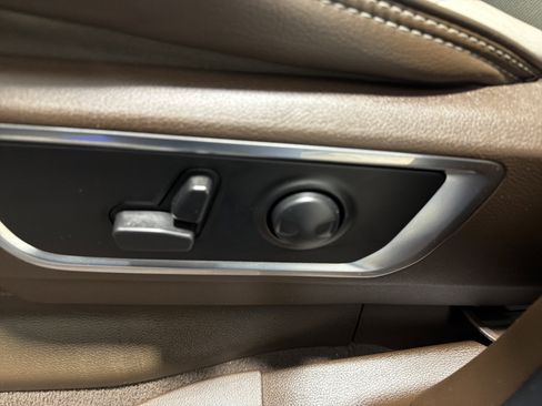 Used 2025 RAM 1500 Laramie image 26