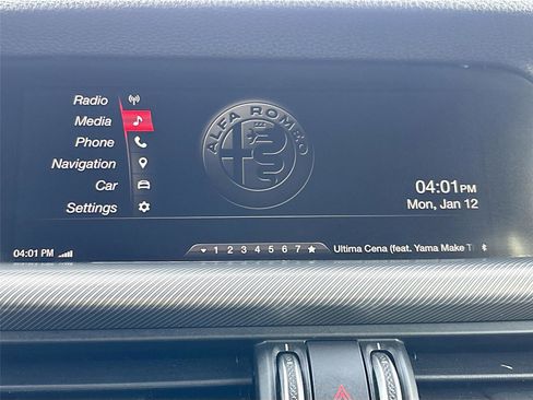 Used 2019 Alfa Romeo Stelvio Ti Sport w/ Quick Order Package 22S Sport image 16