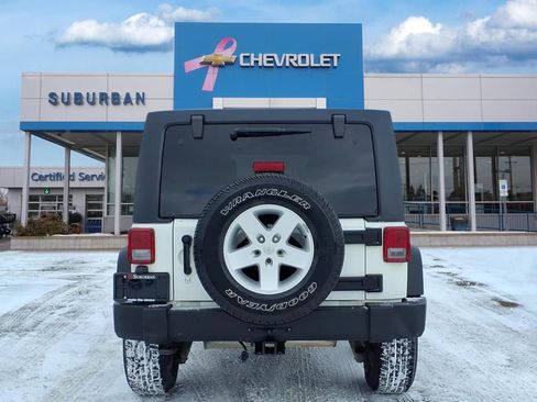 Used 2010 Jeep Wrangler Unlimited Sport image 6