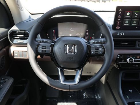 New 2026 Honda Pilot image 23