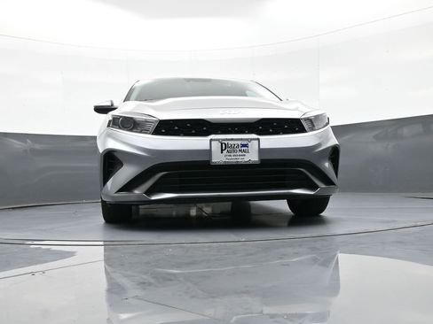 Certified 2023 Kia Forte LXS w/ LXS Technology Package FWD image 25