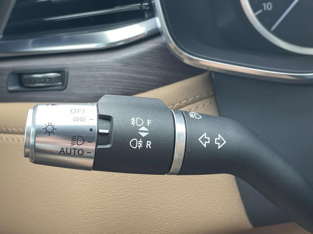 Used 2022 Jaguar F-PACE S AWD/4WD image 28