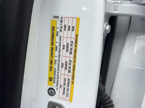 Used 2023 Tesla Model Y Long Range image 53