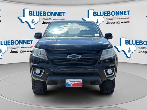 Used 2019 Chevrolet Colorado Z71 w/ Z71 Midnight Edition AWD/4WD image 2