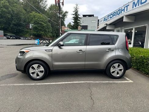 Used 2016 Kia Soul FWD image 8