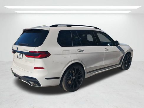 New 2026 BMW X7 xDrive40i w/ M Sport Package image 4