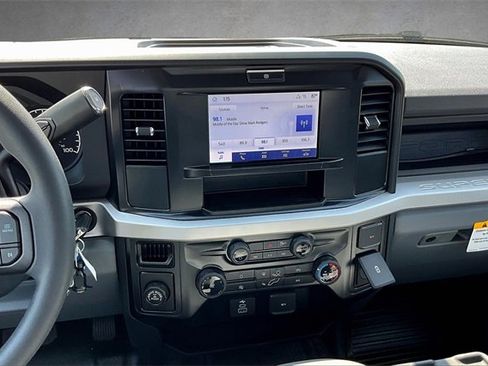 New 2026 Ford F250 XL w/ XL Chrome Package image 7