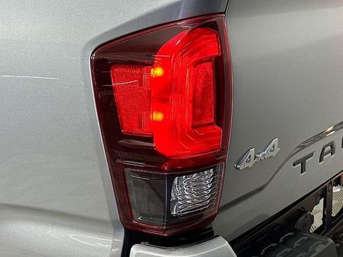 Used 2023 Toyota Tacoma SR AWD/4WD image 23