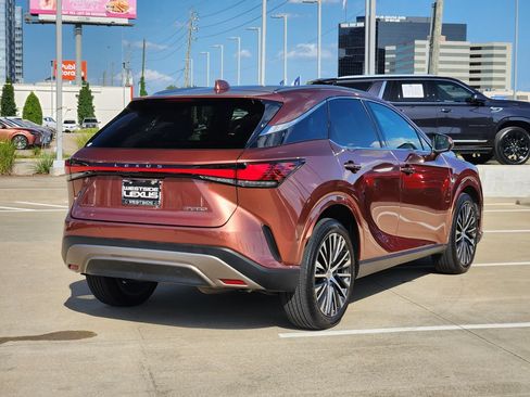 Used 2023 Lexus RX 350 Premium Plus w/ Cold Area Package FWD image 7