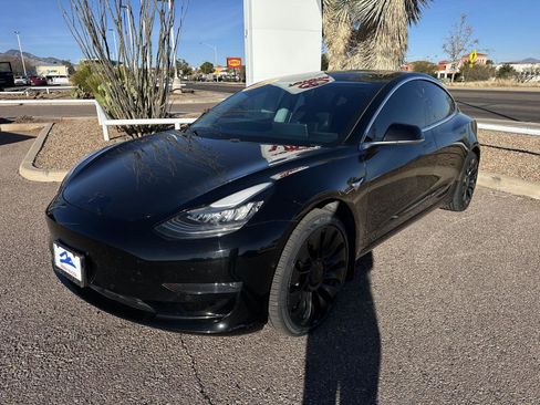 Used 2019 Tesla Model 3 Long Range image 1