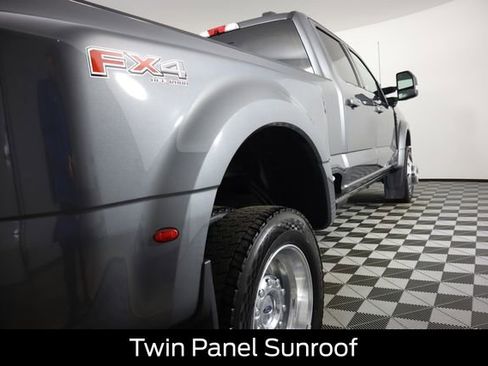 Certified 2025 Ford F450 Platinum w/ FX4 Off-Road Package image 4