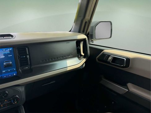 Used 2022 Ford Bronco Wildtrak AWD/4WD image 30