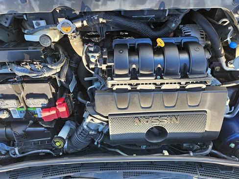 Used 2017 Nissan Sentra SR w/ SR Premium Technology Package image 19