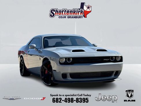 Used 2020 Dodge Challenger SRT Hellcat Redeye RWD image 1