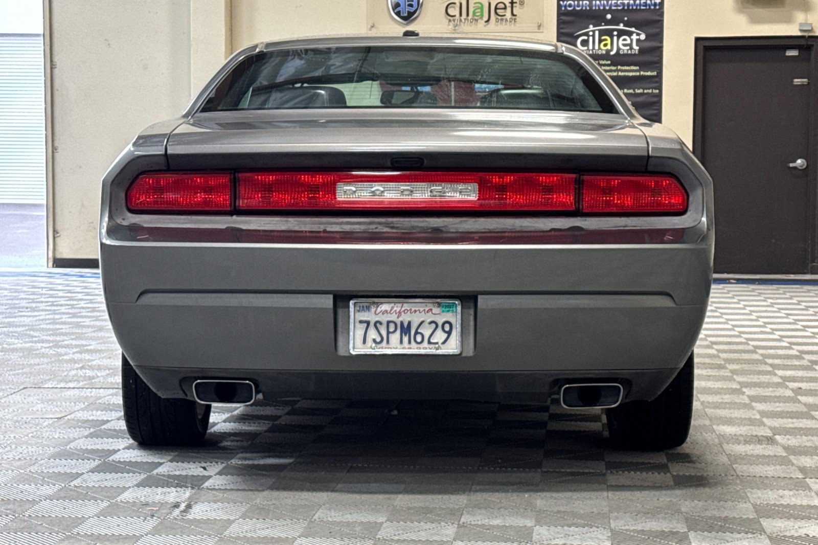 Used 2011 Dodge Challenger RWD image 5