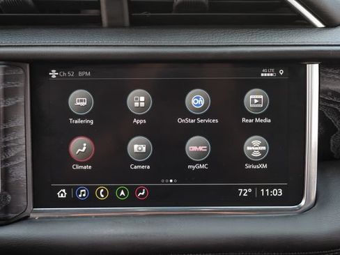 Used 2021 GMC Yukon XL Denali w/ Denali Premium Package AWD/4WD image 41