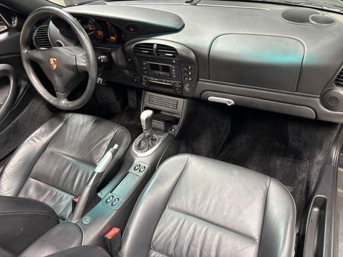 Used 2004 Porsche 911 Carrera 4S AWD/4WD image 28