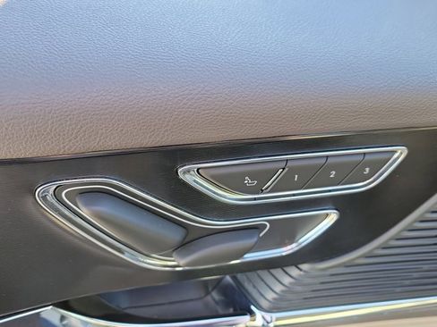 Used 2020 Lincoln Corsair FWD w/ Equipment Group 101A image 23