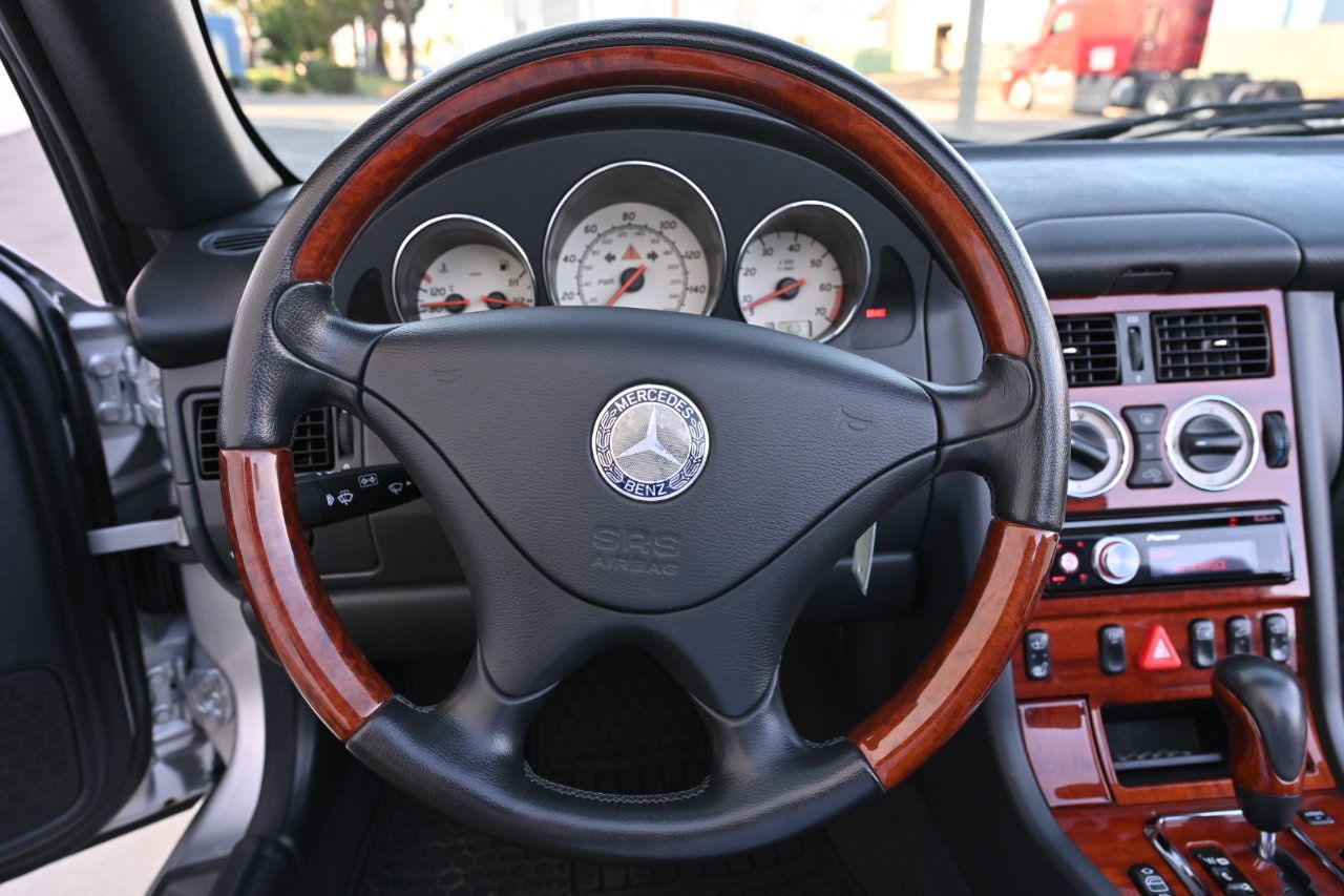 Used 2002 Mercedes-Benz SLK 320 image 22