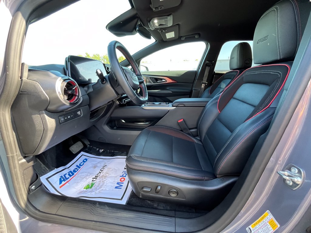 Certified 2024 Chevrolet Equinox EV RS FWD image 4