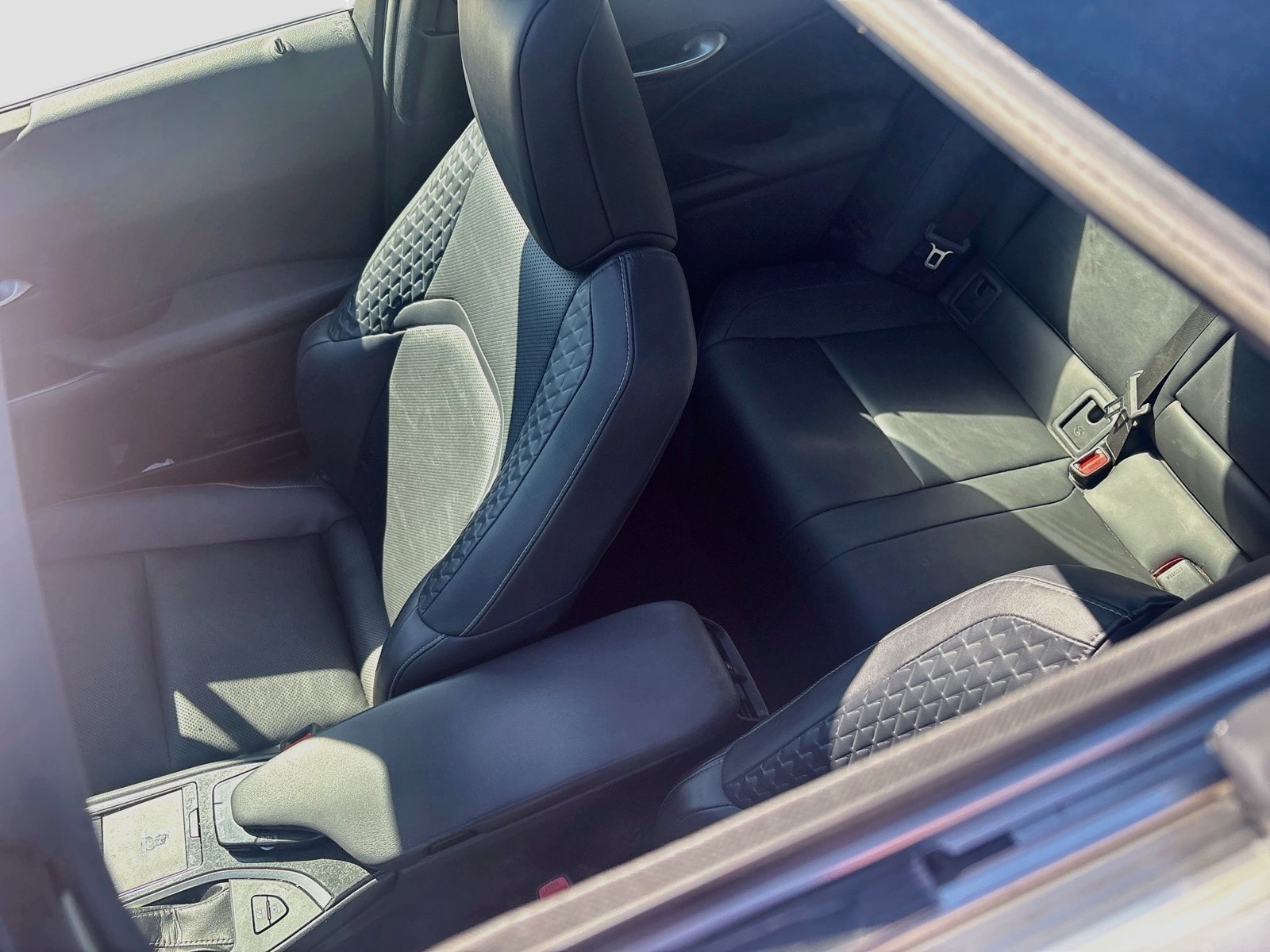 Used 2019 Lexus UX 250h AWD/4WD image 21