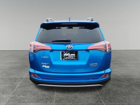 Used 2017 Toyota RAV4 Limited image 6