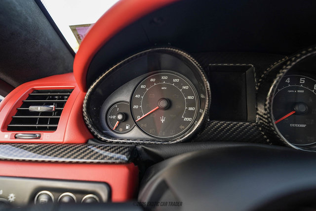 Used 2016 Maserati GranTurismo MC RWD image 18