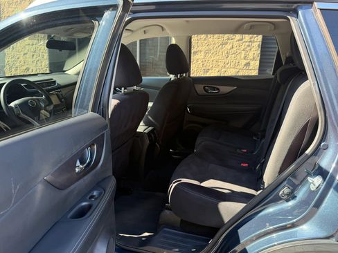 Used 2016 Nissan Rogue SV w/ SV Premium Package AWD/4WD image 29