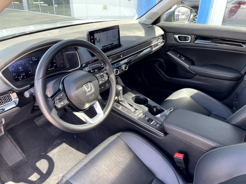 Used 2024 Honda Civic Touring image 13