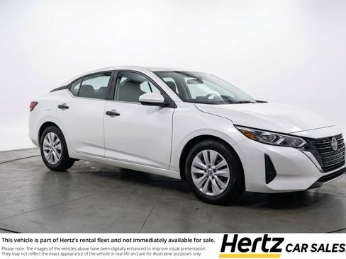 Used 2025 Nissan Sentra S image 1