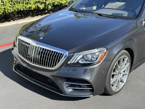 Used 2018 Mercedes-Benz S 560 Sedan image 7