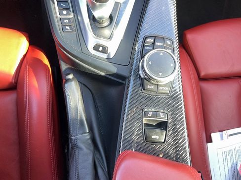 Used 2015 BMW M4 Convertible image 20
