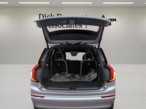 New 2026 Volvo XC90 B6 Plus w/ Protection Package Premier image 30