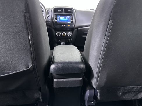 Used 2019 Mitsubishi Outlander Sport ES image 58