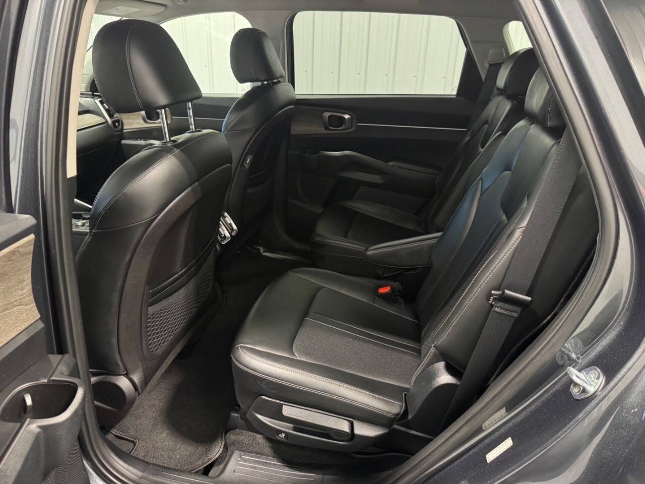 Used 2021 Kia Sorento EX AWD/4WD image 16