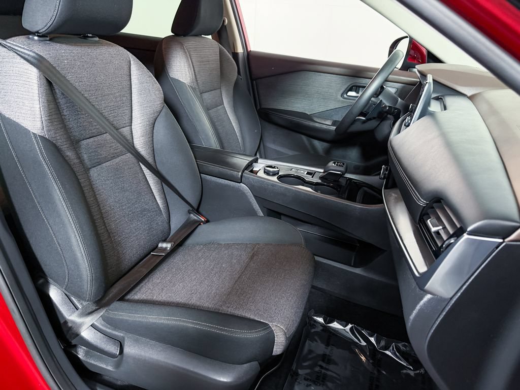 Certified 2021 Nissan Rogue SV AWD/4WD image 14