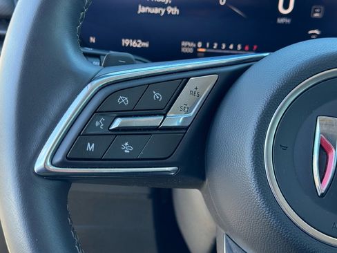 Used 2025 Buick Envision Preferred image 24