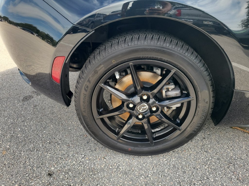 Used 2019 MAZDA MX-5 Miata Sport w/ I-ACTIVSENSE Sport Package RWD image 26
