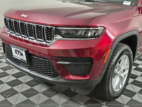 New 2025 Jeep Grand Cherokee Laredo X image 11