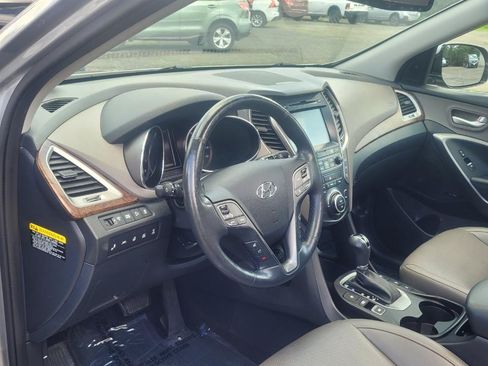 Used 2017 Hyundai Santa Fe Limited AWD/4WD image 15