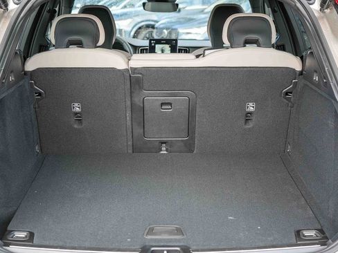 New 2026 Volvo XC60 B5 Plus w/ Protection Package Premier image 12