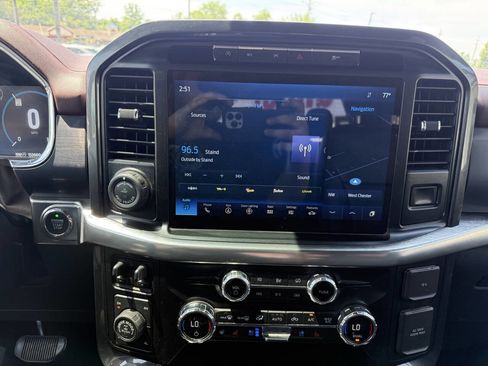 Used 2021 Ford F150 Lariat w/ Equipment Group 502A High AWD/4WD image 23