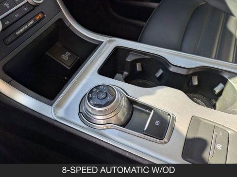 Used 2024 Ford Edge SEL image 16