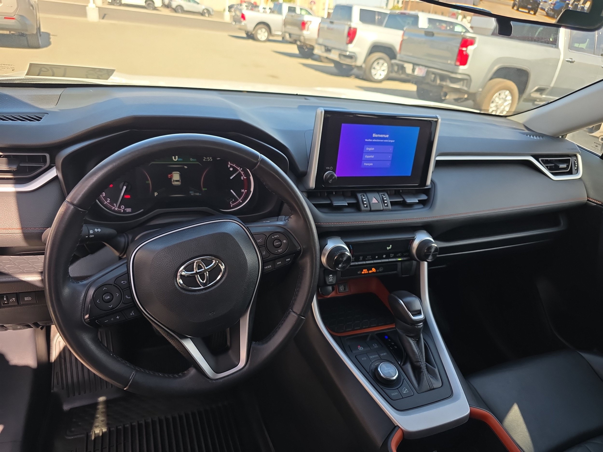 Used 2024 Toyota RAV4 Adventure AWD/4WD image 3