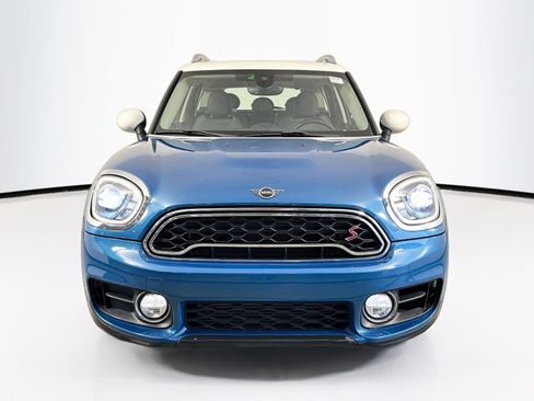 Used 2019 MINI Cooper Countryman S w/ Premium Package FWD image 2