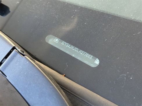 Used 2020 Cadillac Escalade ESV Premium Luxury image 6